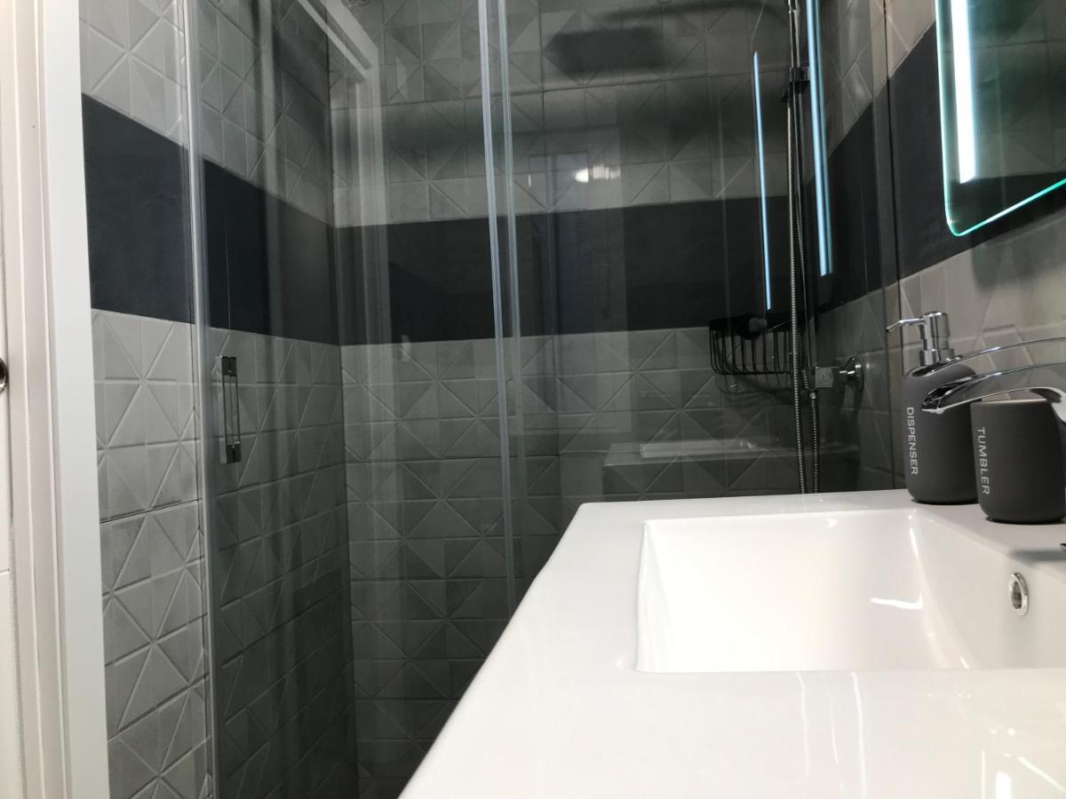 Lovely 2 Apartamento Centrico Аликанте Екстериор снимка